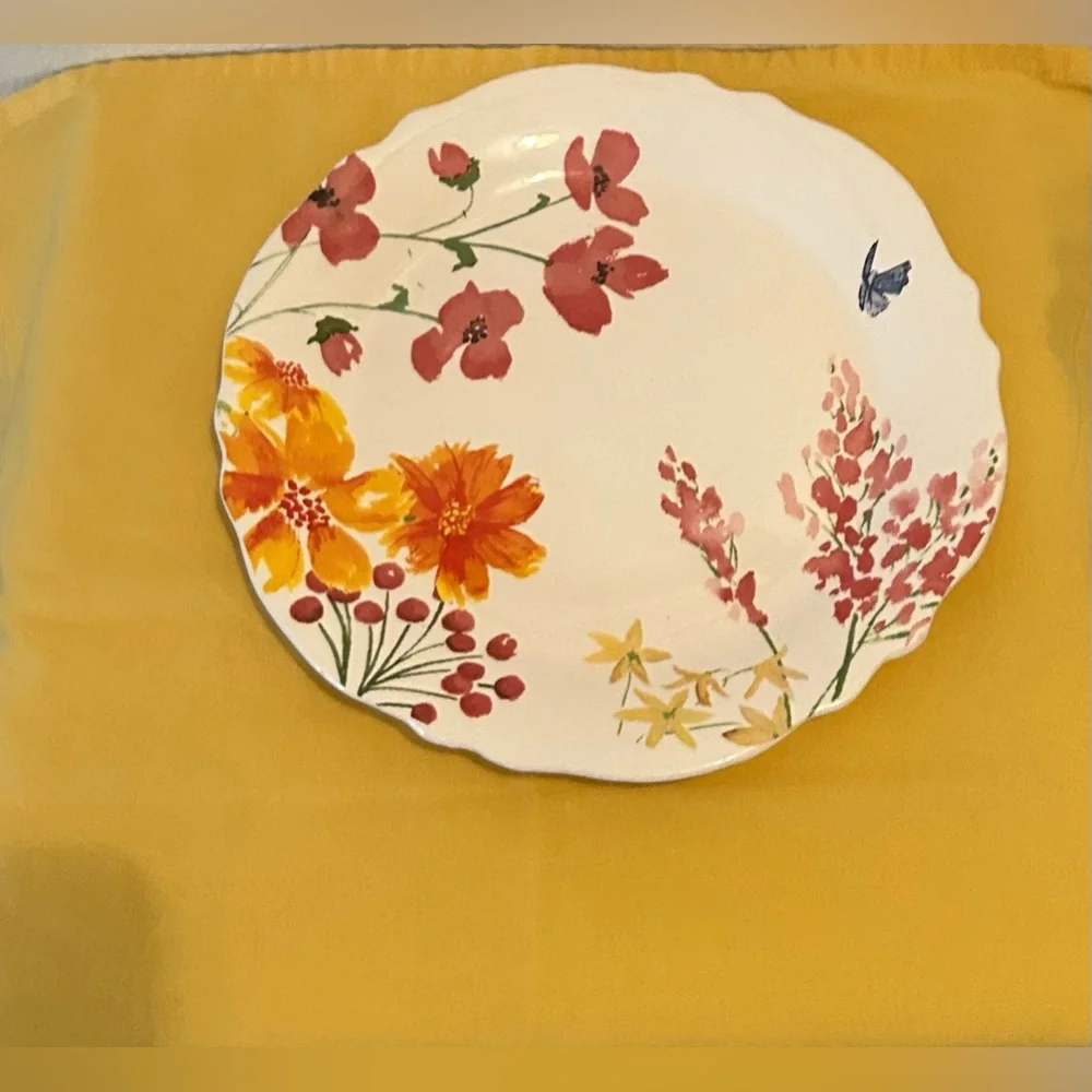 Sur la Table 9” floral plate with butterfly.
